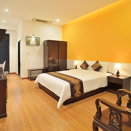 Pandora Saigon Hotel Хошимін Екстер'єр фото