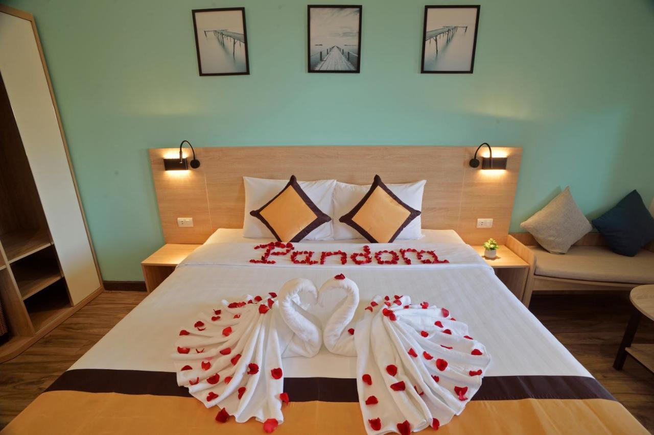 Pandora Saigon Hotel Хошимін Екстер'єр фото